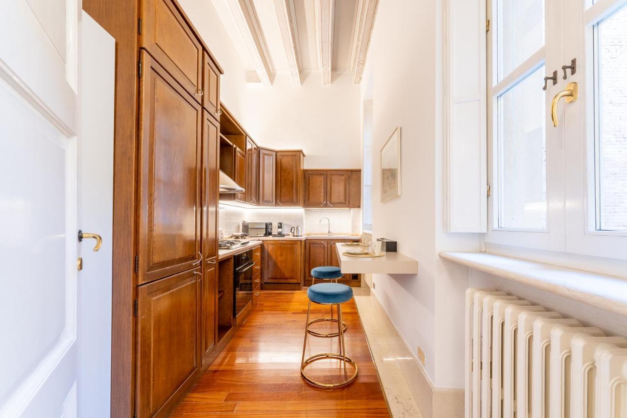 Corso Cavour Luxury Apartment Verona Kültér fotó